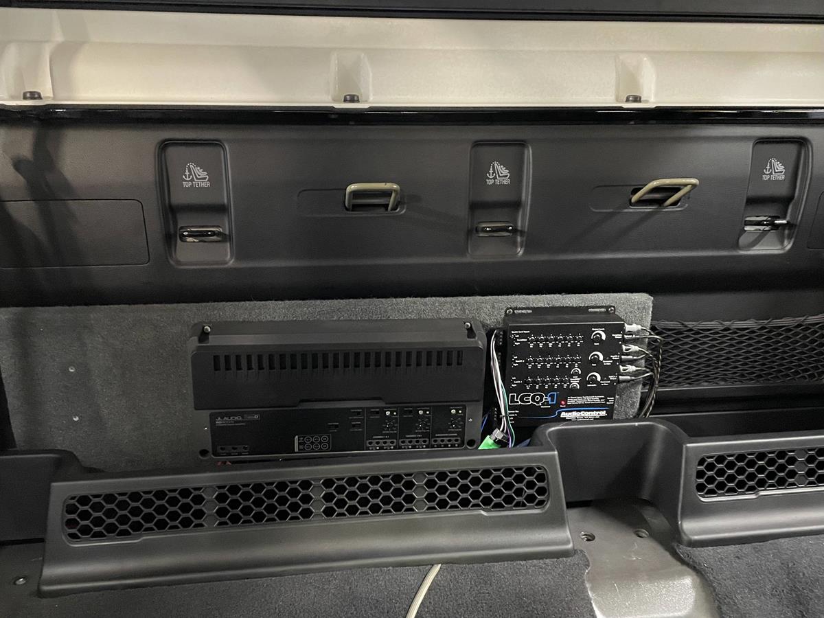 Custom Vehicles of Zanesville - Stereo Installs
